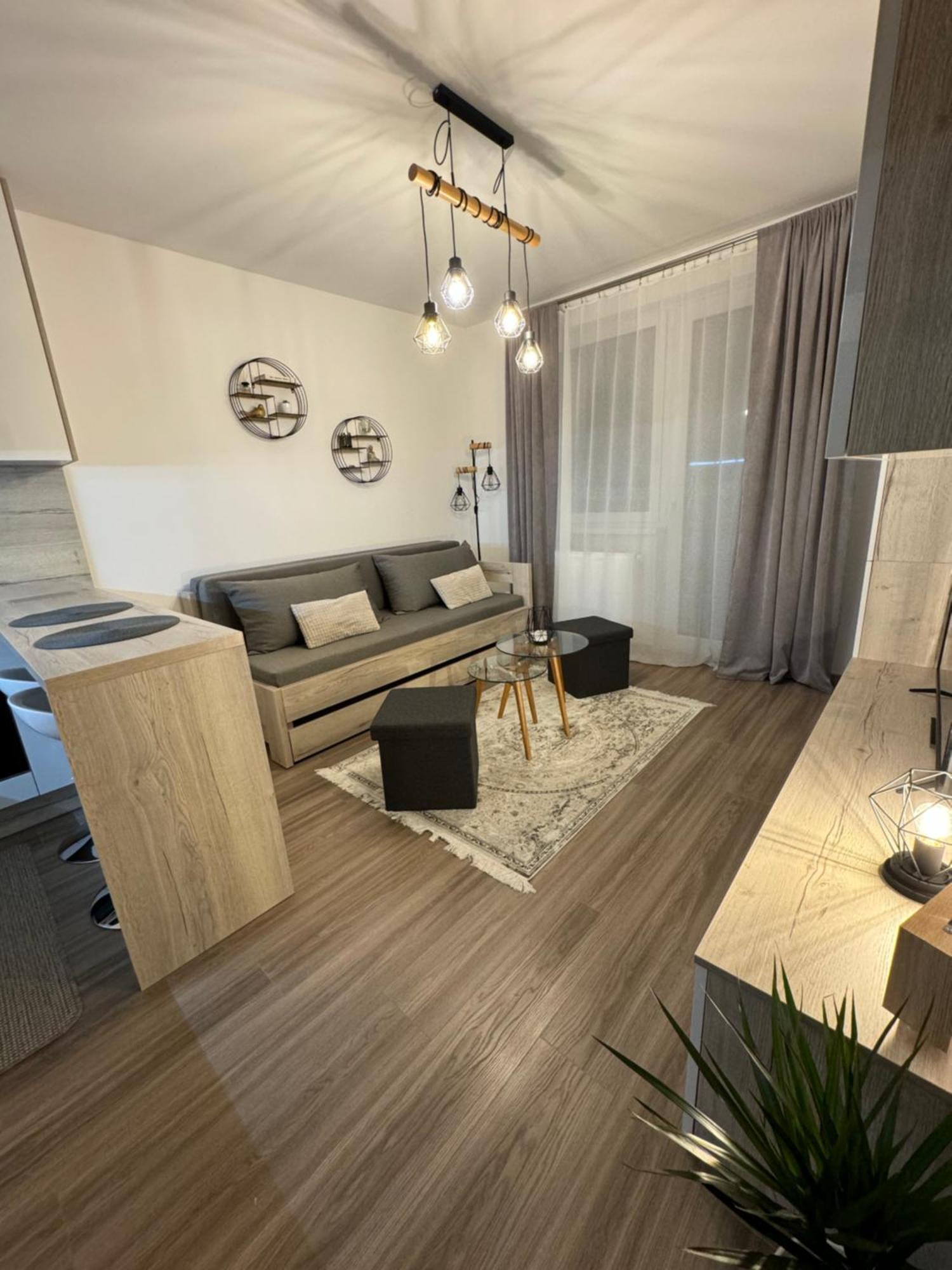Moderny Apartman S Vyhladom Na Vysoke Tatry Poprád Kültér fotó
